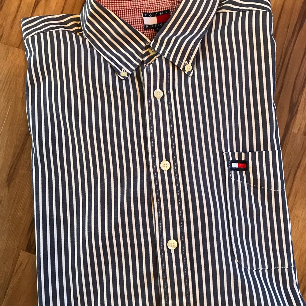Tommy Hilfiger men’s button-down shirt size XL